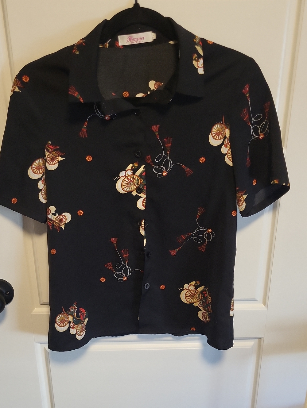 Annie Black Short-Sleeve Button-Up Shirt with Wheel & Tassel Motif